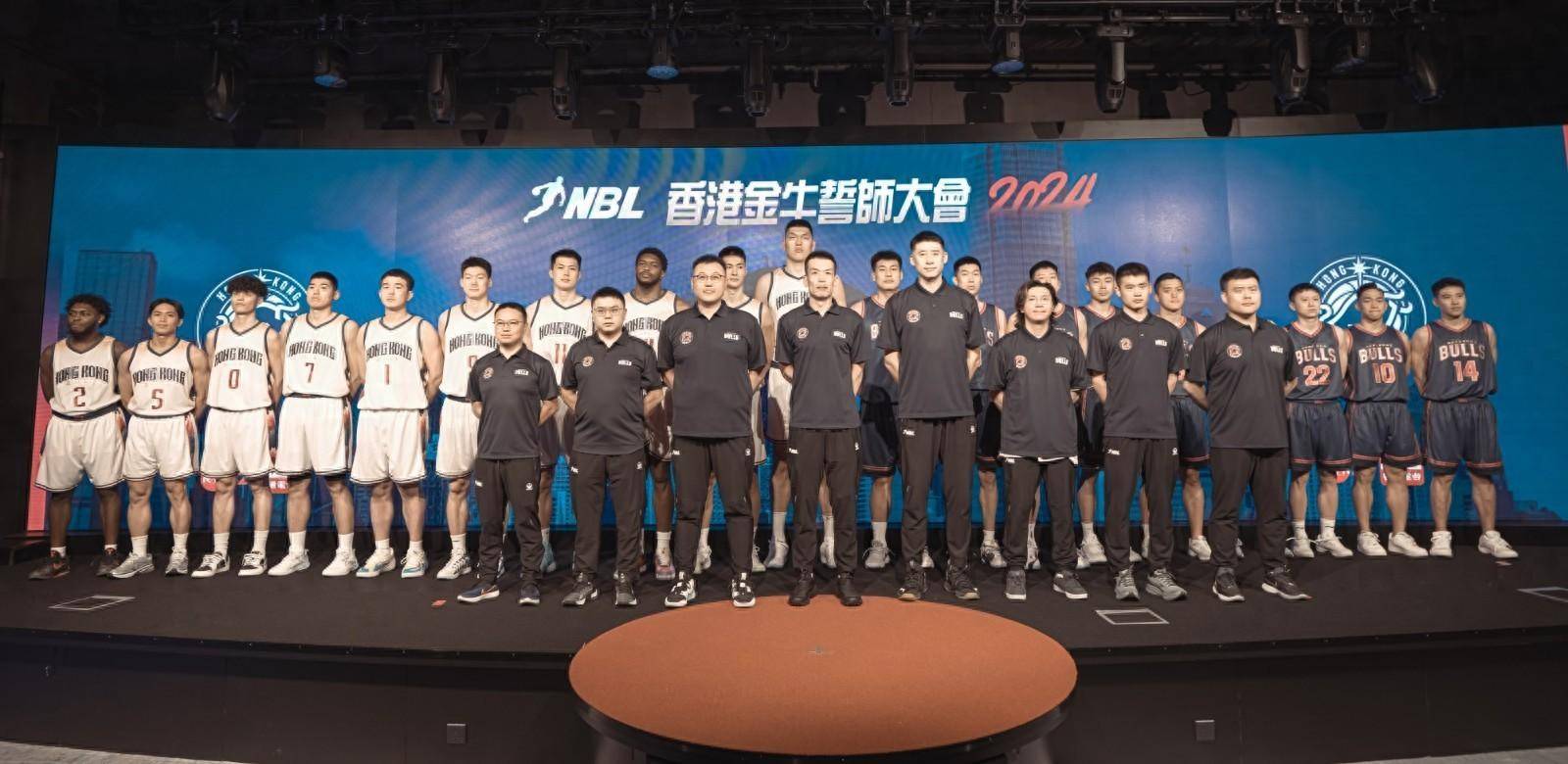 勇士主教练确认球队将引进新外援，备战季后赛