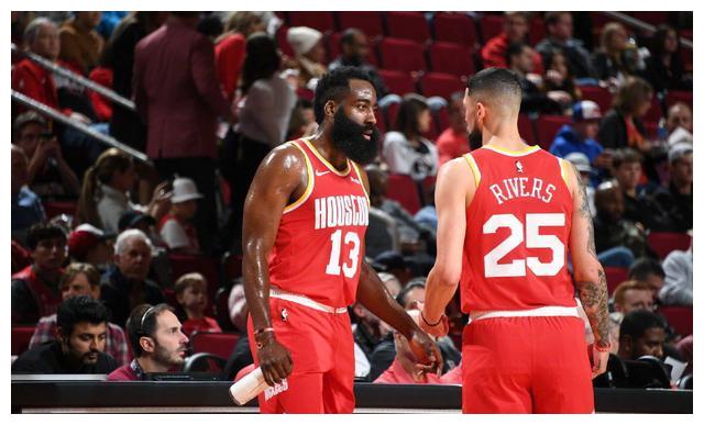 NBA总决赛G1：火箭力克勇士取得开门红