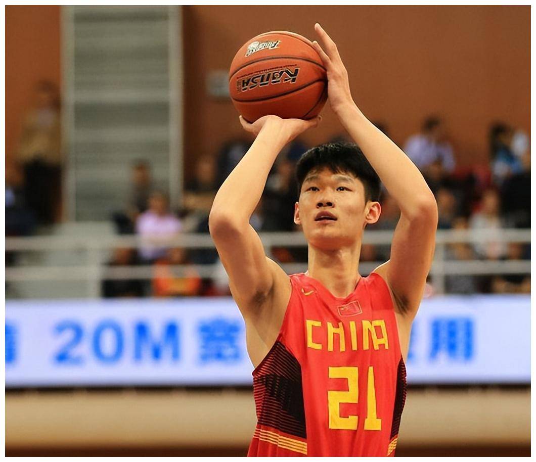 湖南男篮队员士气高涨，连胜不停