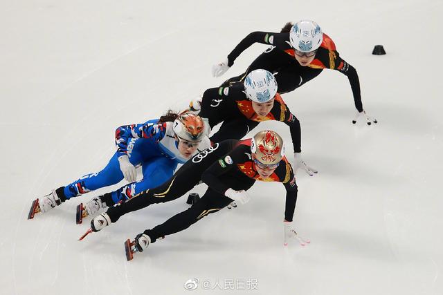 中国短道速滑队奋力冲刺，取得不俗成绩