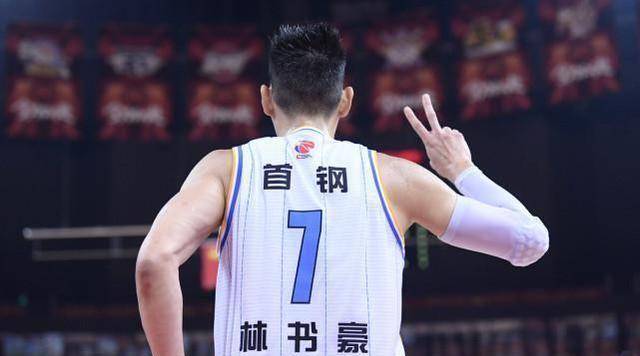 CBA老板出征NBA请樱花赛场护铁