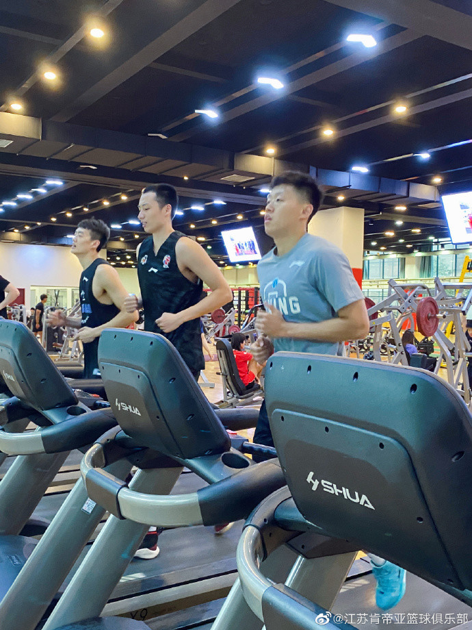 黑龙江男篮内部调整，备战下赛季比赛